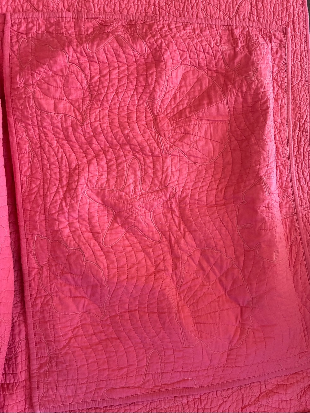 Home Classics Coastal Living Coral King Quilt Set Seashell Starfish 2 Shams - Picture 5 of 5